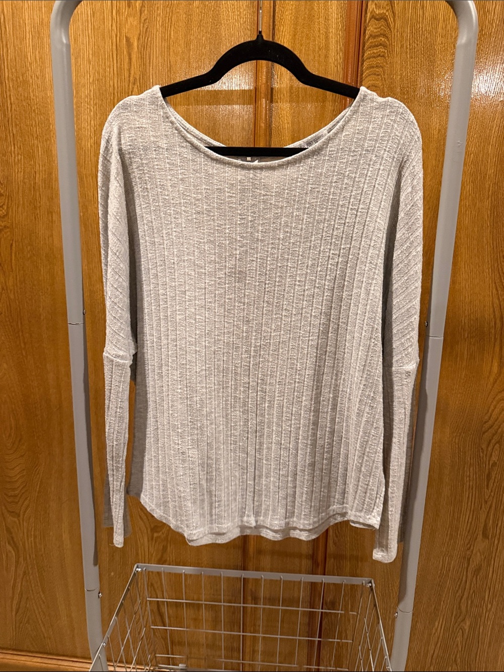 Green Envelope Light Gray Ribbed Long Sleeve Top